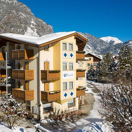 Hotel Genzianella Ziano di Fiemme المظهر الخارجي الصورة
