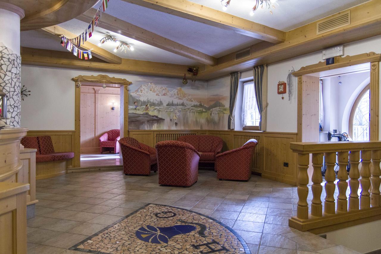 Hotel Genzianella Ziano di Fiemme المظهر الخارجي الصورة