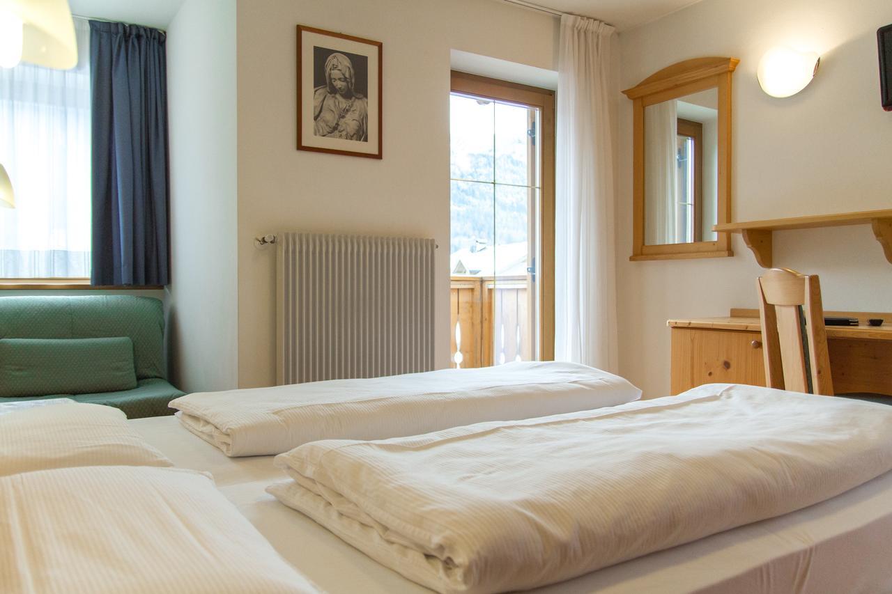Hotel Genzianella Ziano di Fiemme المظهر الخارجي الصورة