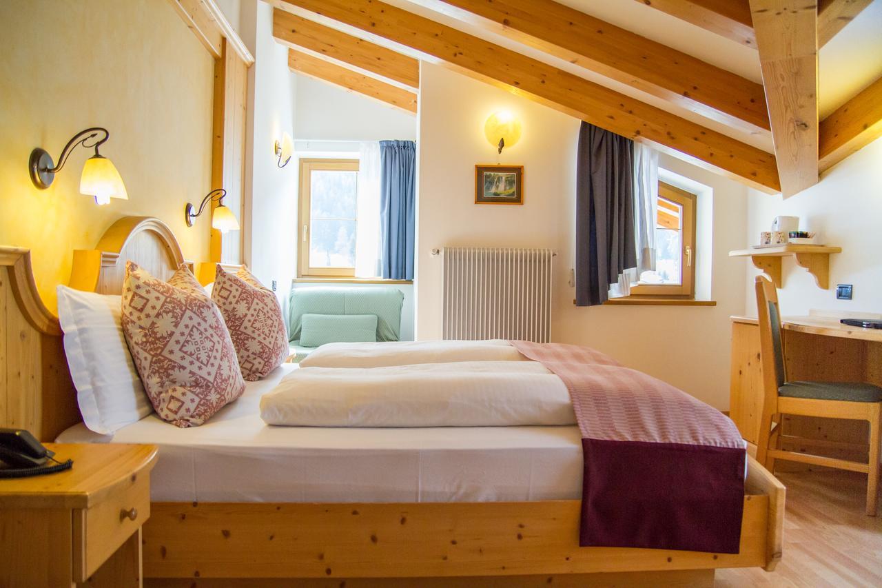 Hotel Genzianella Ziano di Fiemme المظهر الخارجي الصورة