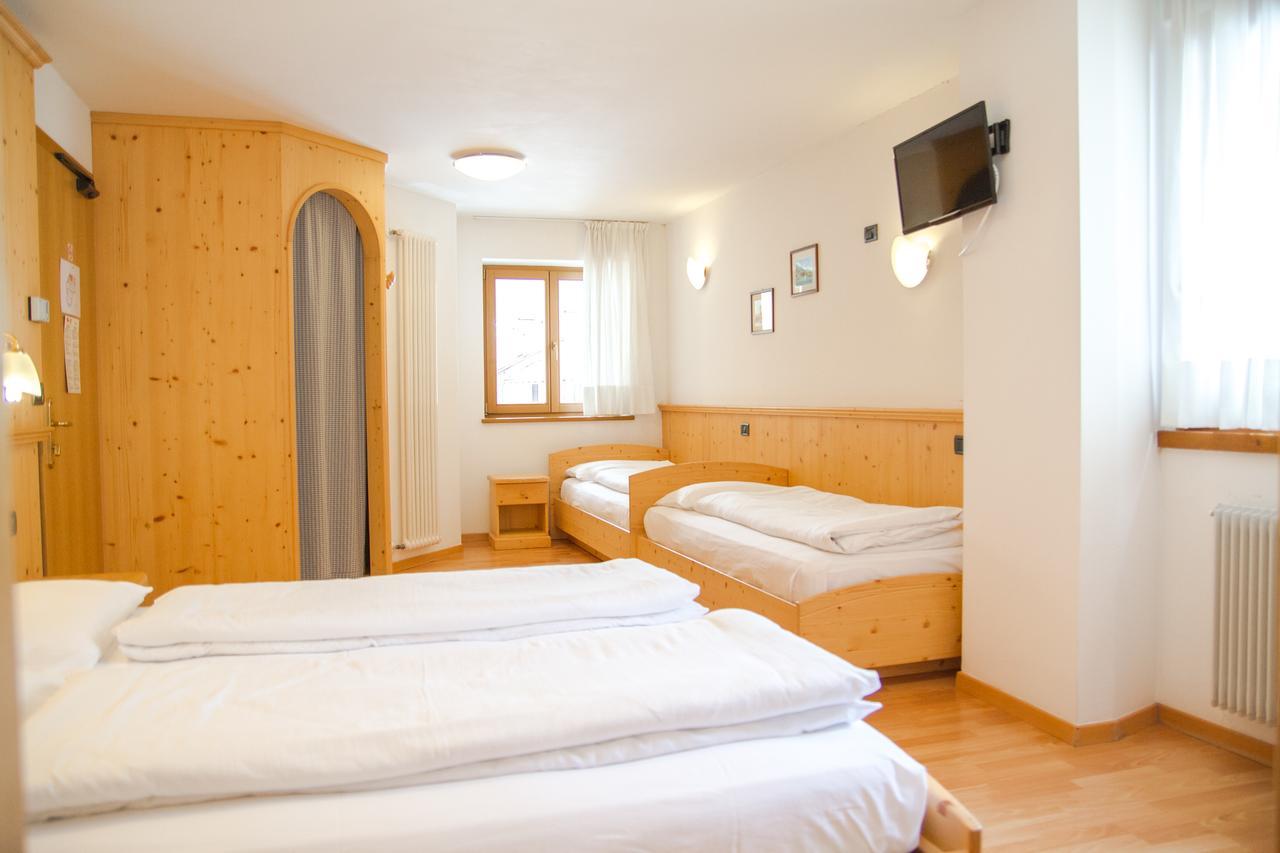 Hotel Genzianella Ziano di Fiemme المظهر الخارجي الصورة